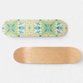 Weinmuster (von William Morris) Skateboard (Horizontal)