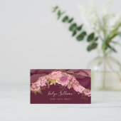 weinrote Blume gegen Visitenkarte (Stehend Vorderseite)