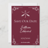Weinrote Monogramm und Pfeile Save the Date Ankündigung (Vorderseite)
