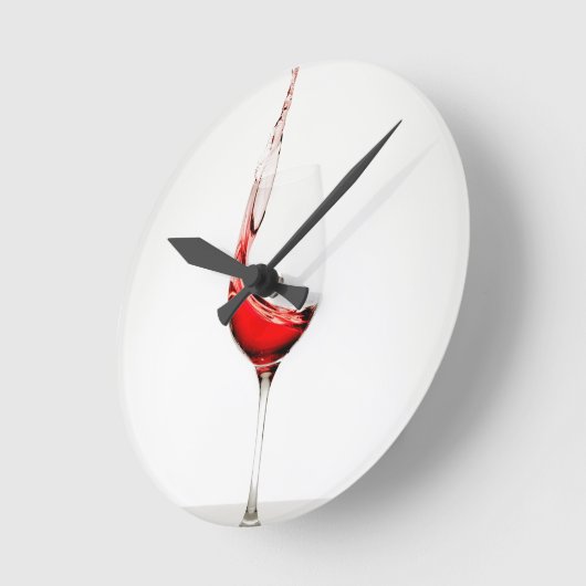 Weinspritze Runde Wanduhr (Winkel)