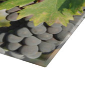 Weintrauben im Weinsektor Schneidebrett (Ecke)