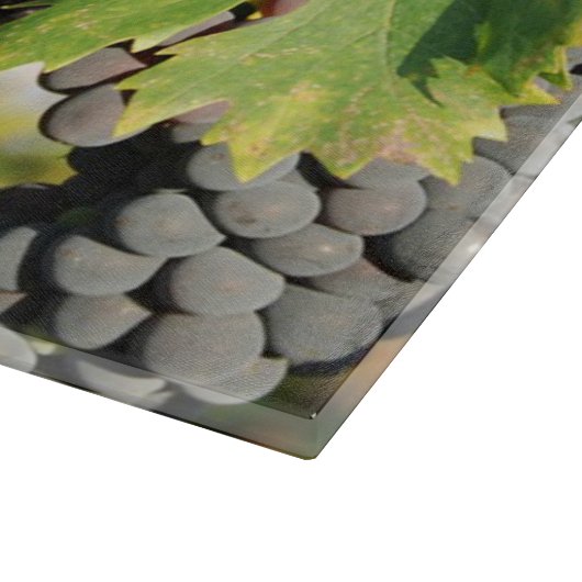 Weintrauben im Weinsektor Schneidebrett (Ecke)