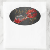 Weintrauben und rote Lippen auf schwarz Ovaler Aufkleber (Tasche)