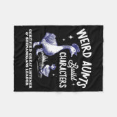 Weird Aunt Builds Character Funny Silly Goose Aunt Fleecedecke (Vorderseite (Horizontal))