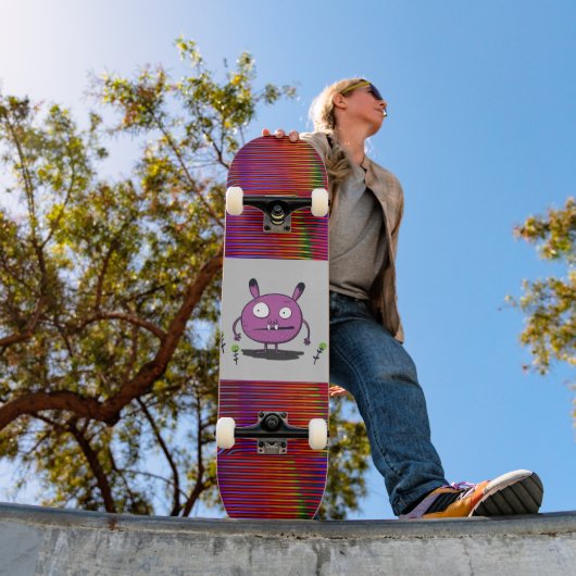 WEIRD LILA MONSTER Skateboard (Außenbereich 1)