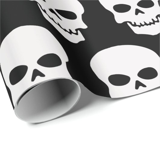 Weiß auf schwarzen Schädeln Geschenkpapier (Rolleneckpunkt)