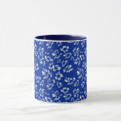 Weiß-blaues Blumenmuster Tasse (Zentrum)