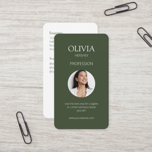 Weiß / Chic Dunkel Sage Green Foto Social QR Code Visitenkarte (Vorderseite/Rückseite Beispiel)