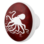 Weiß der Kraken-6 auf rotem R - Griff (Rechts)