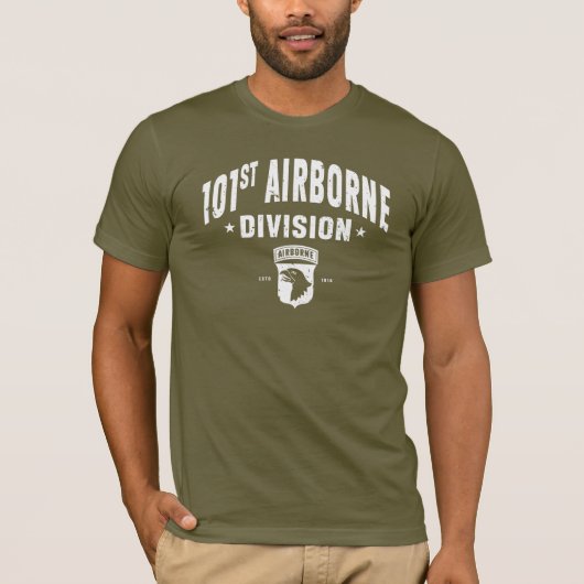 Weiß im 101. Im Flugzeug Bereich bedrückt T-Shirt (Vorderseite)