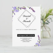 Weiß-minimalistische und moderne Hochzeit lila Blu Einladung (Stehend Vorderseite)