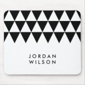Weiß Minimalistisches, modernes Schwarzes Dreieck- Mousepad (Vorne)