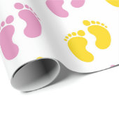 WEISS MIT PINK & GELBE BABY FEET GESCHENKPAPIER (Rolleneckpunkt)