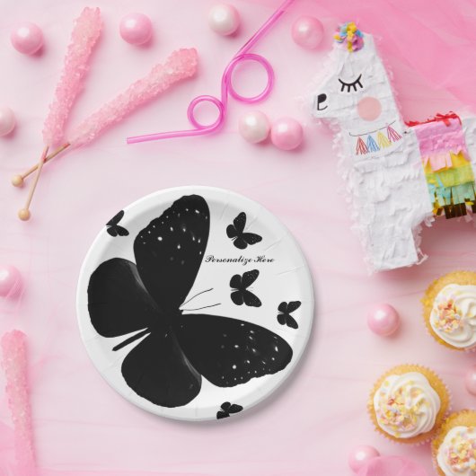 Weiß mit schwarzen Schmetterlingen Custom Chic Par Pappteller (Party)