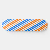 Weiß Orange Blau Vertikale Streifen Design Skateboard (Horizontal)