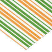 Weiß Orange Grün Vertikales Streifendesign Tischdecke (Schrägansicht)