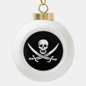 Weiß, Piratenflagge Calico Jack, Skull & Cutlass Keramik Kugel-Ornament (Vorderseite)
