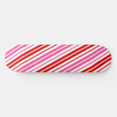 Weiß Rosa Rot Vertikale Streifen Design   Skateboard (Horizontal)