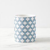 Weiß und Baby Blue Trellis, Gitter, Quatrefolie Kaffeetasse (Mittel)