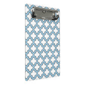 Weiß und Baby Blue Trellis, Gitter, Quatrefolie Mini Klemmbrett (Schrägansicht)