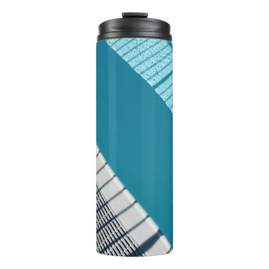 Weiß und blau gestreifte Textilien Thermosbecher (Vorderseite)
