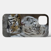 Weiß und Brown-Tiger-Stillstehen Case-Mate iPhone Hülle (Rückseite (Horizontal))
