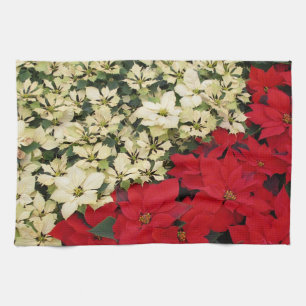 Weiß und rot Poinsettias I Holiday Floral Handtuch