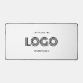 Weiß und Schwarz Modernes rechteckiges Logo Schreibtischunterlage (Vorderseite)