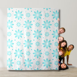 Weiß und türkisfarben, zarte Farbtupfer Wandteppich