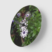 Weißafrikanischer Daisy Runde Wanduhr (Winkel)