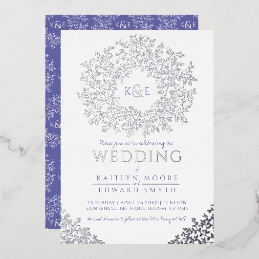 Weißblauer Hochzeitskranz Blätter silber Folieneinladung (Vorderseite/Rückseite)