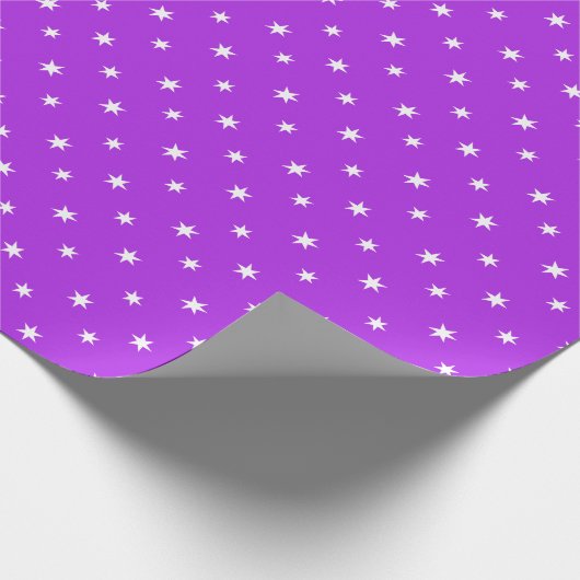 Weißbuch in Lila Geschenkpapier (Ecke)