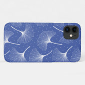 Weiße abstrakte Blätter auf blau Case-Mate iPhone Hülle (Rückseite (Horizontal))