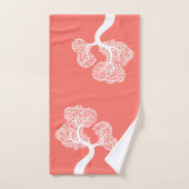 Weiße abstrakte Kreisbaum und Name der lebenden Ko Badhandtuch Set (Handtuch)