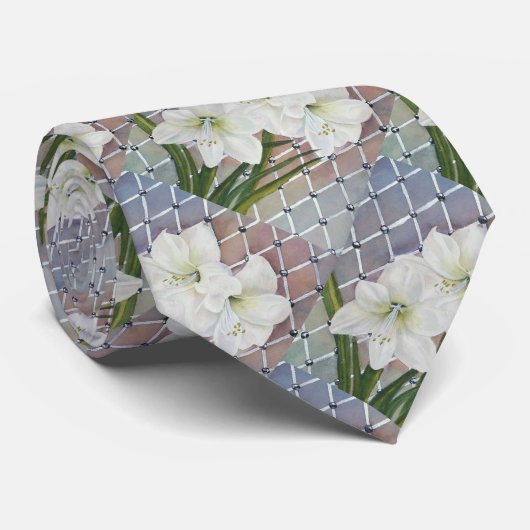 Weiße Amaryllische Blume in Aquarellfarben Krawatte (Gerollt)