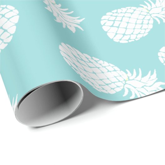 weiße Ananas auf beliebigem Hintergrund Geschenkpapier (Rolleneckpunkt)