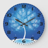 Weiße Bäume im Schnee Große Wanduhr (Vorderseite)