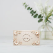 Weiße Beige 3D Blumen Initialen Visitenkarte (Stehend Vorderseite)