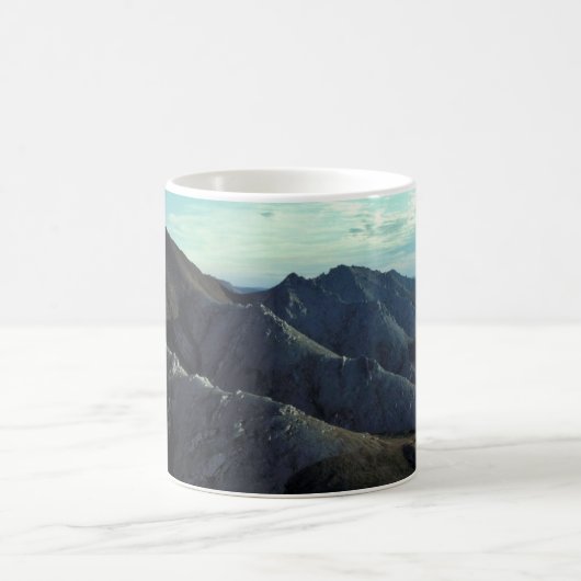 Weiße Berge Kaffeetasse (Mittel)