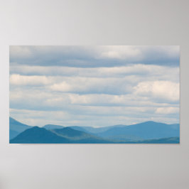 Weiße Berge unter einem bewölkten Himmel, New Hamp Poster