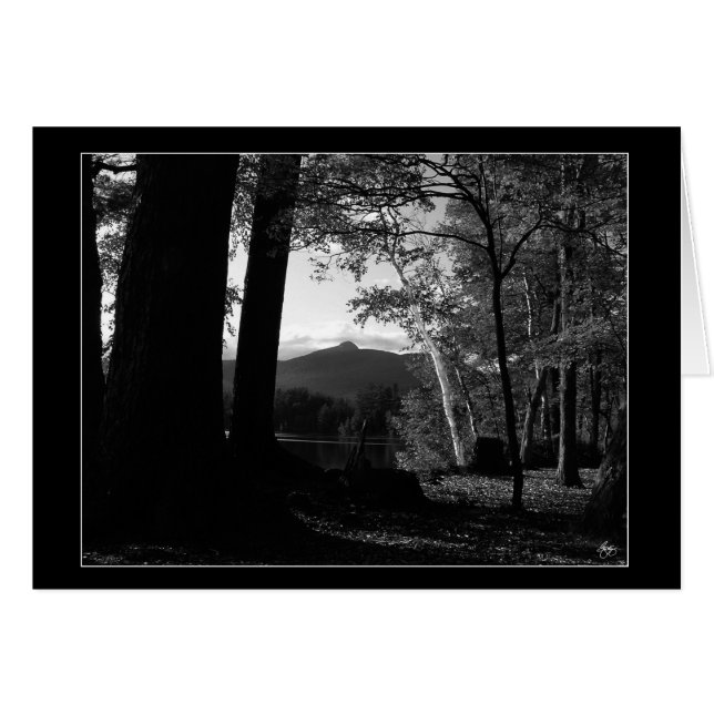 Weiße Birne in einer Chocorua-Sonnenuntergangskart (Vorderseite (Horizontal))