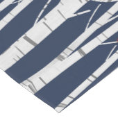 Weiße Birne mit Kardinälen auf blau Mittelgroßer Tischläufer (Ecke)