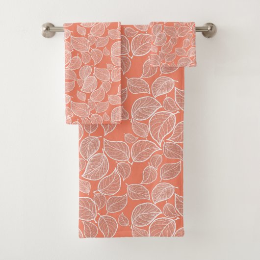 Weiße Blätter auf orangefarbenem Handtuch Badhandtuch Set (Insitu)