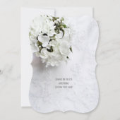 Weiße Blume auf Brautkleid Hochzeit Einladung (Rückseite)