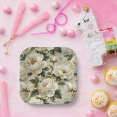 Weiße Blume auf cremefarbenem Hintergrund. Pappteller (Party)