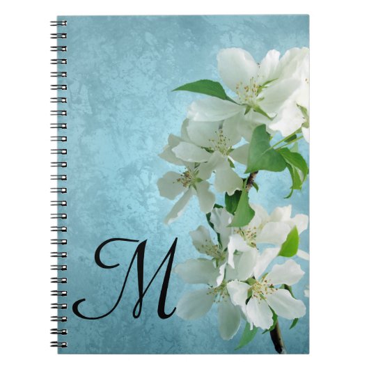 Weiße Blume auf dem Blue Monogram Erstnotenbuch Notizblock (Vorderseite)