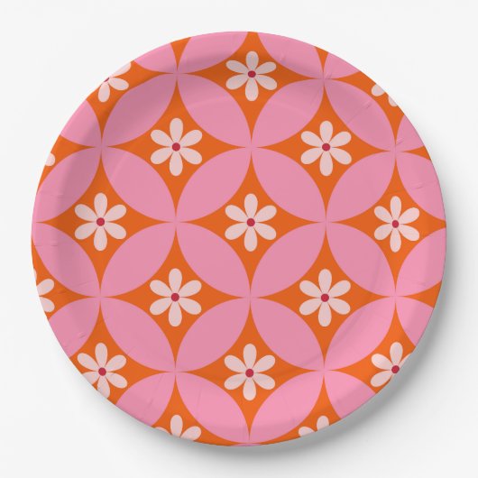 Weiße Blume auf dem Muster der rosafarbenen Kreise Pappteller (Vorderseite)