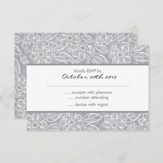 weiße Blume auf grauem Muster UAWG Einladung (Vorne/Hinten)