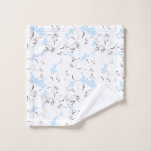 Weiße Blume auf hellblau. Badhandtuch Set (Waschlappen)
