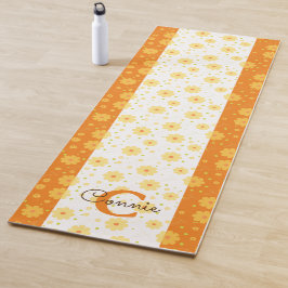 Weiße Blume Blumenmuster Monogramm Yogamatte